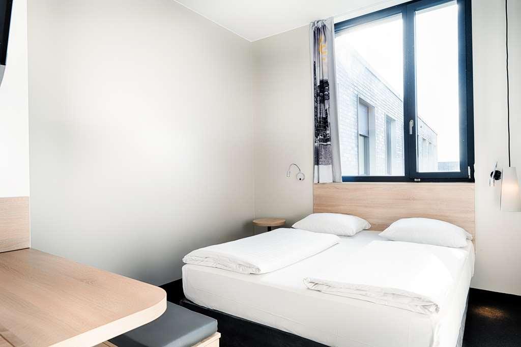 B&B Hotel Munchen Trudering Oberschleissheim Quarto foto